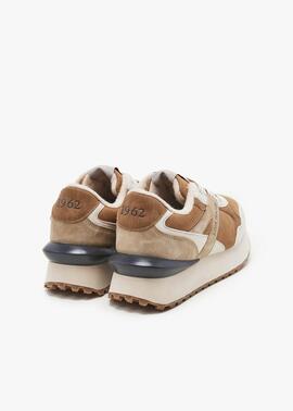 Deportiva LOIS camel y blanca suela beig