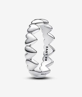 Anillo PANDORA plata fila corazones