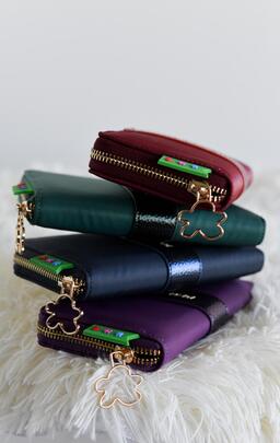 Cartera AGATHA nylon cremallera logo