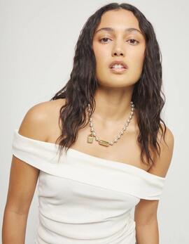 Collar UNO DE 50 cuentas con acentos contrastantes