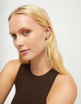 Pendiente UNO DE 50 forma de corazón