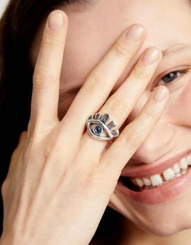 Anillo UNO DE 50 forma de ojo con cristal azul facetado