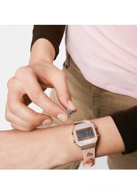 Reloj TOUS XPRESURSLF cuadrado acero digital